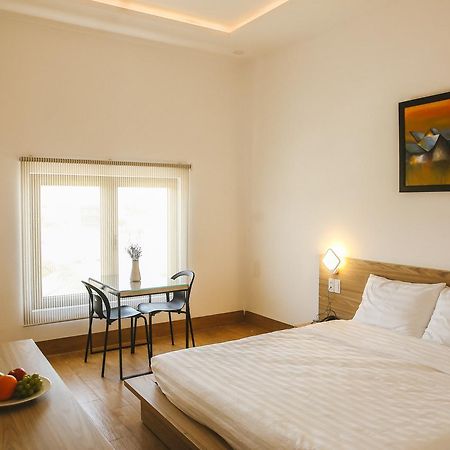 Red Hotel Дананг Екстер'єр фото